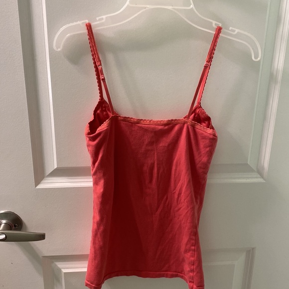 Size XS Abercrombie & Fitch pink lace trim camisole. - Picture 3 of 7